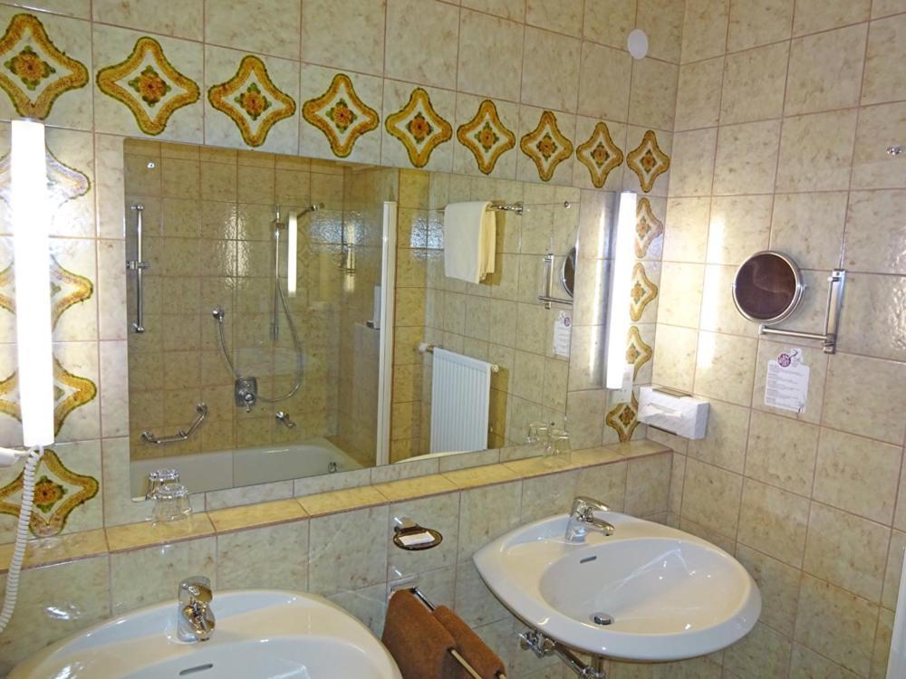 Hotel Schlair Кремсмюнстер Екстер'єр фото