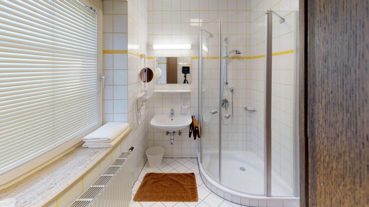 Hotel Schlair Кремсмюнстер Екстер'єр фото